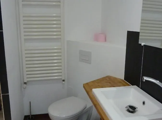 Couette-café Domaine De L'etre 3*